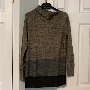 Long gap sweater